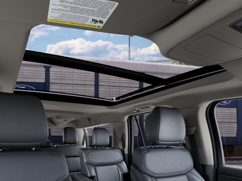 New 2027 Star White Metallic Tri-Coat Ford MAX Active image 34