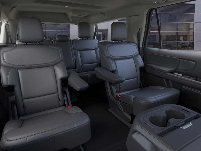 New 2026 Star White Metallic Tri-Coat Ford Active image 34