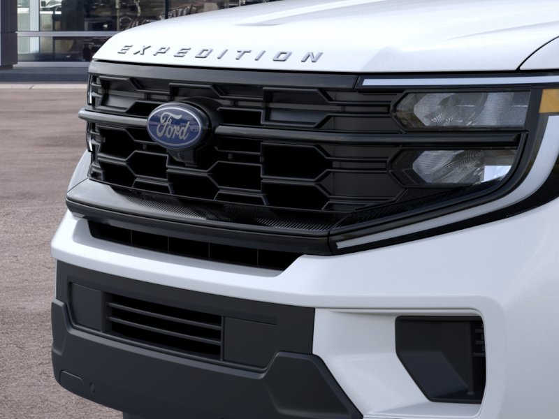 New 2026 Star White Metallic Tri-Coat Ford Active image 51