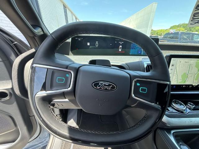 New 2025 Glacier Gray Metallic Tri-Coat Ford Platinum® MAX image 11