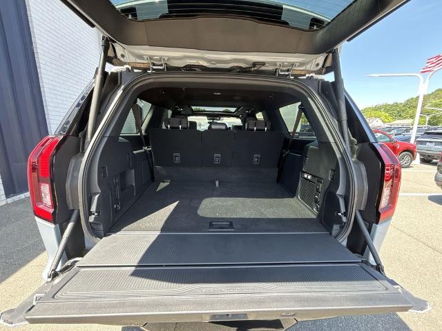 New 2025 Glacier Gray Metallic Tri-Coat Ford Platinum® MAX image 21
