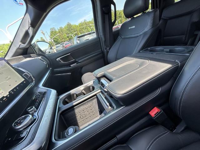 New 2025 Glacier Gray Metallic Tri-Coat Ford Platinum® MAX image 24