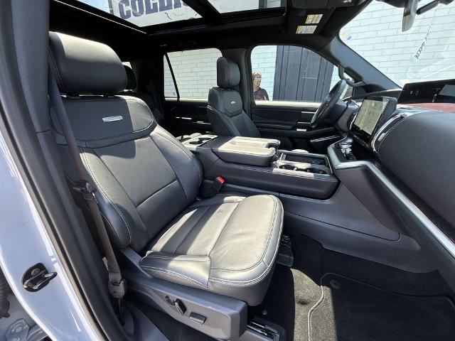 New 2025 Glacier Gray Metallic Tri-Coat Ford Platinum® MAX image 28
