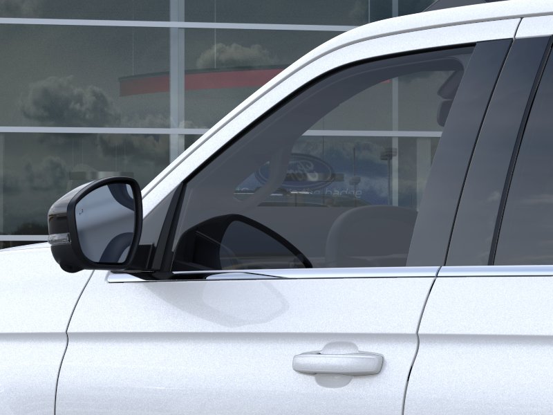 New 2026 Star White Metallic Tri-Coat Ford MAX Platinum® image 40