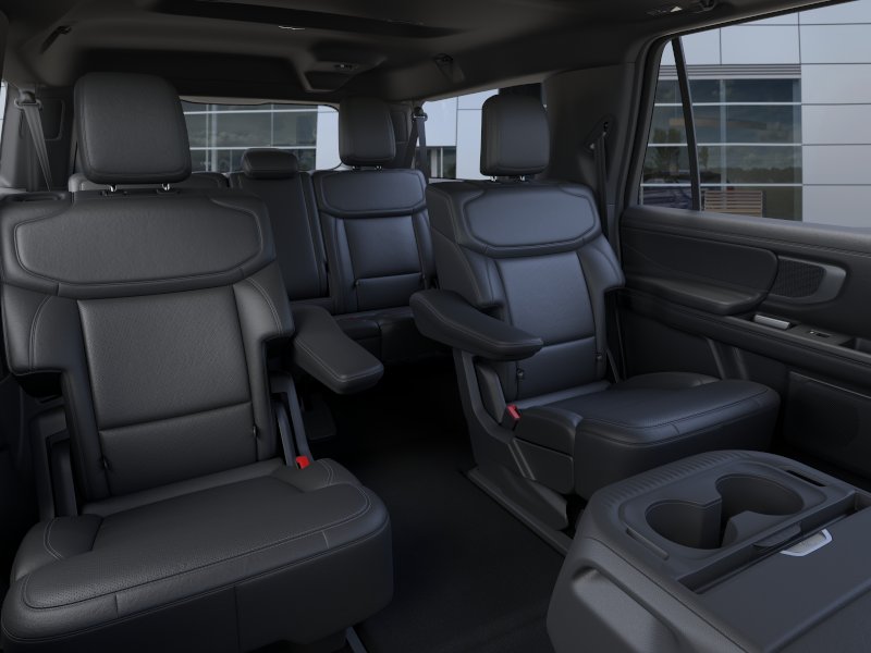 New 2026 Star White Metallic Tri-Coat Ford MAX Platinum® image 38