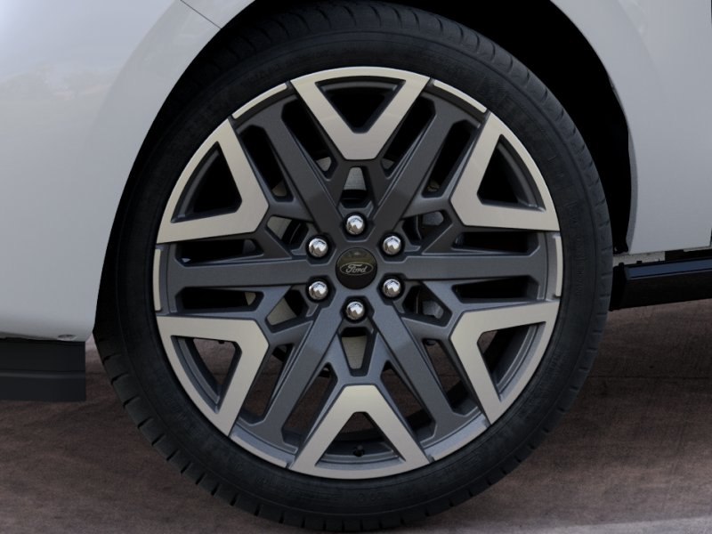 New 2027 Star White Metallic Tri-Coat Ford Platinum image 42