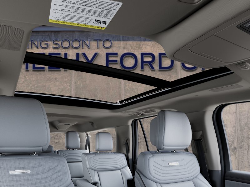 New 2027 Star White Metallic Tri-Coat Ford Platinum image 45