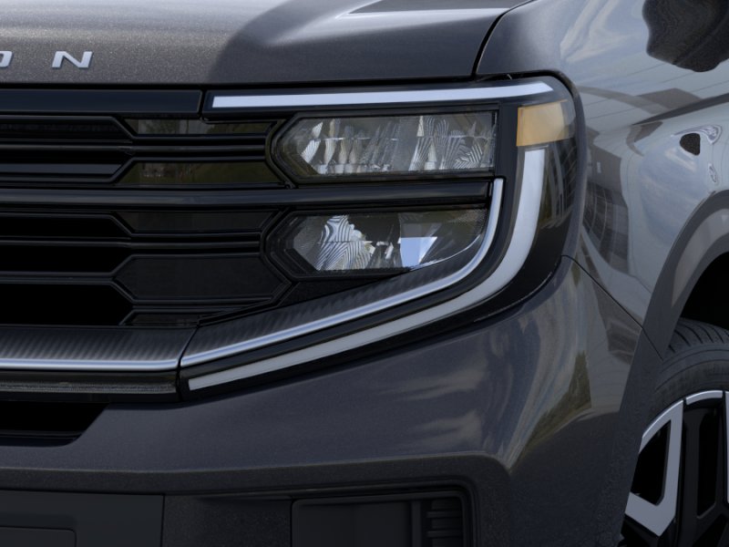 New 2026 Agate Black Metallic Ford MAX Platinum® image 38