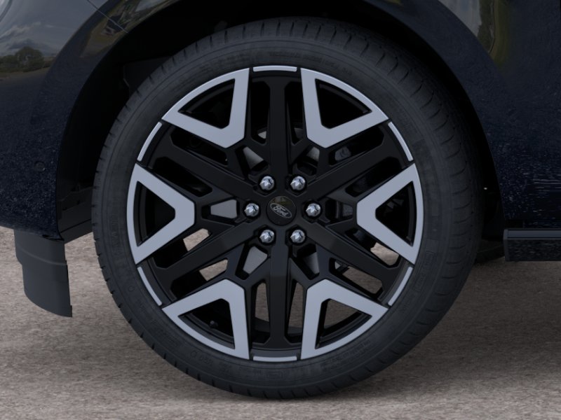 New 2026 Agate Black Metallic Ford MAX Platinum® image 39