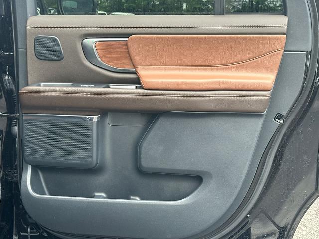 New 2026 Agate Black Metallic Ford MAX King Ranch® image 17