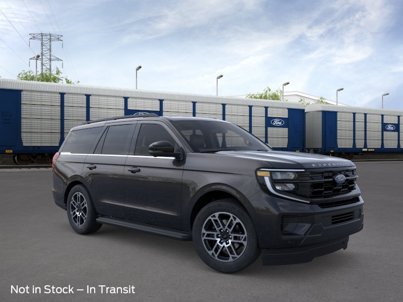 2026 Ford Expedition Active's photo