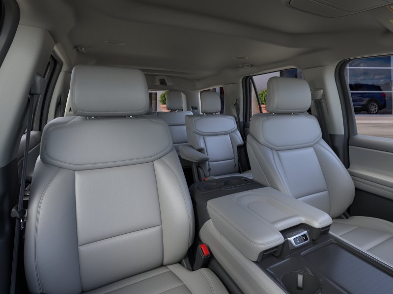 New 2026 Oxford White Ford Active image 32