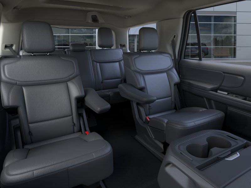 New 2026 Star White Metallic Tri-Coat Ford Active image 46