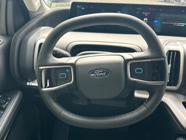 New 2026 Star White Metallic Tri-Coat Ford Active image 60