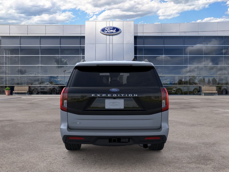 New 2026 Glacier Gray Metallic Tri-Coat Ford Active image 27