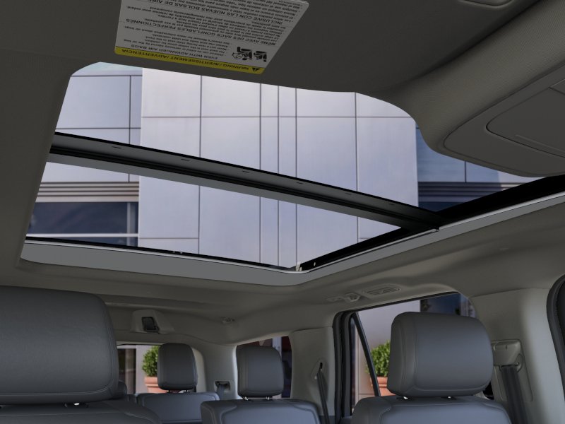 New 2026 Star White Metallic Tri-Coat Ford Active image 38