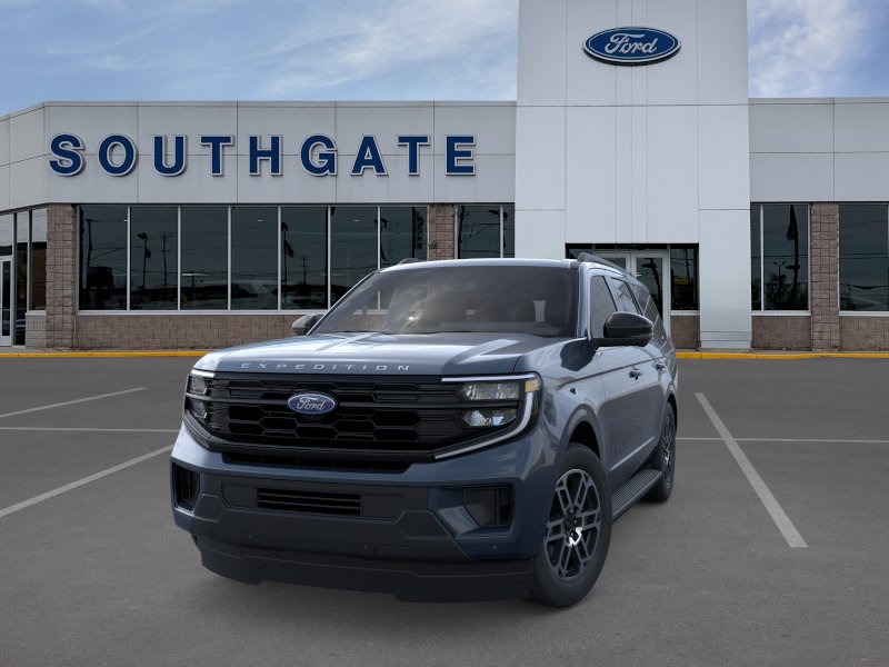 2026 Ford Expedition Active thumbnail 2