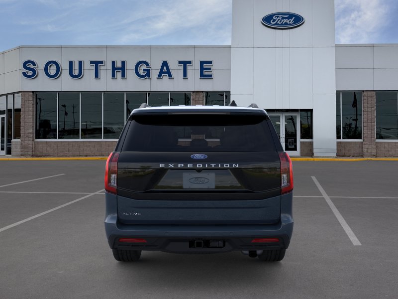 2026 Ford Expedition Active thumbnail 5