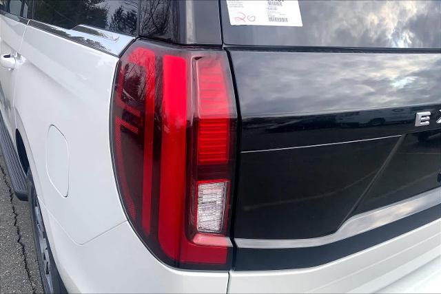 New 2026 Star White Metallic Tri-Coat Ford Active image 24