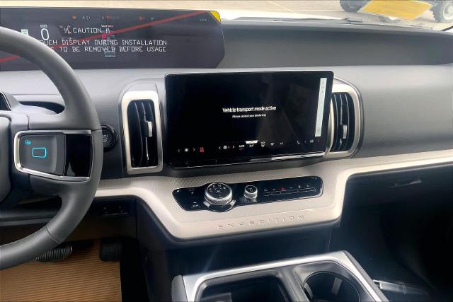 New 2026 Star White Metallic Tri-Coat Ford Active image 27
