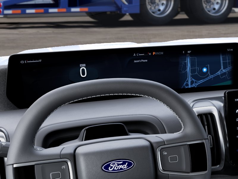 New 2027 Star White Metallic Tri-Coat Ford Platinum image 13