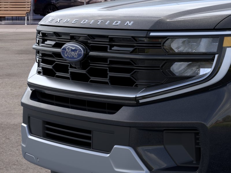 New 2026 Agate Black Metallic Ford Platinum® image 39