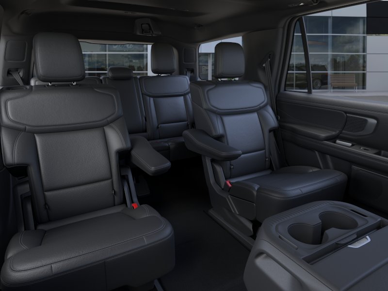 New 2026 Star White Metallic Tri-Coat Ford Platinum® image 33