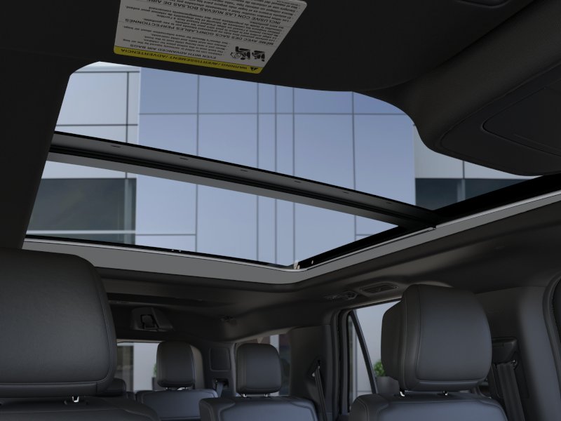 New 2026 Star White Metallic Tri-Coat Ford Platinum® image 44