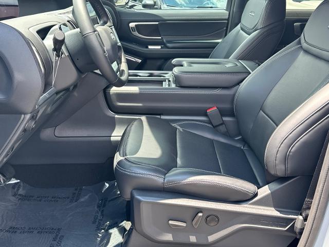 New 2027 Glacier Gray Metallic Tri-Coat Ford Platinum image 47