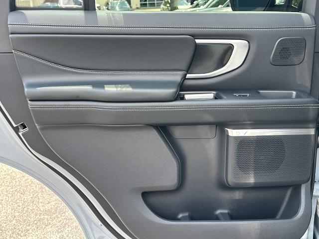 New 2027 Glacier Gray Metallic Tri-Coat Ford Platinum image 60