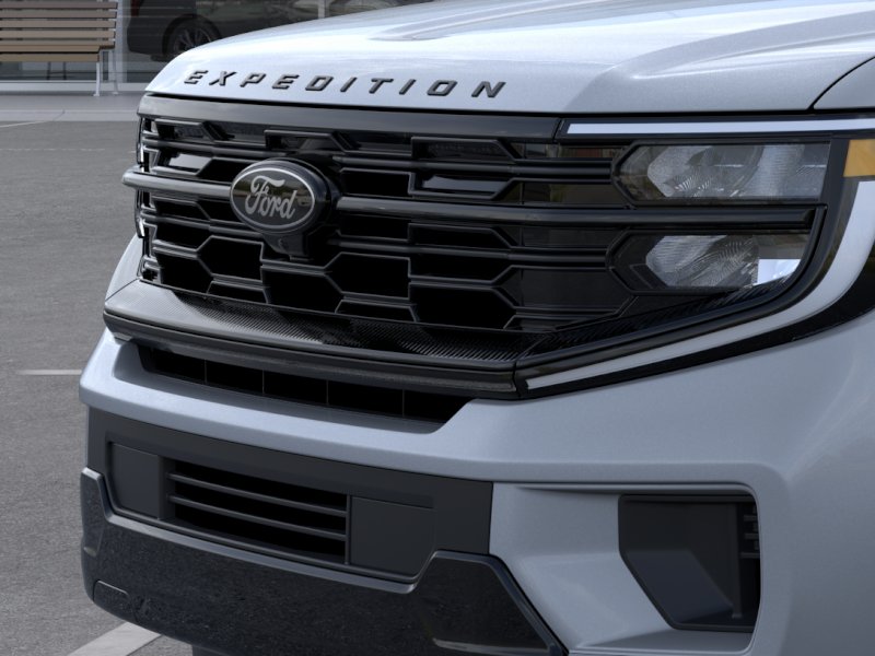 New 2026 Glacier Gray Metallic Tri-Coat Ford Platinum® image 53