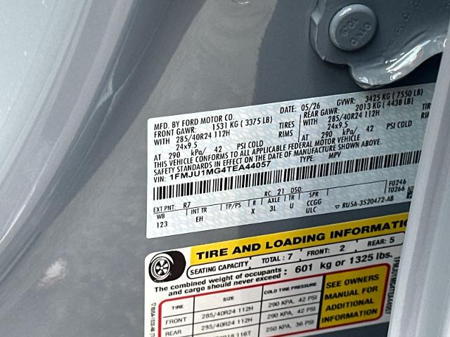 New 2026 Glacier Gray Metallic Tri-Coat Ford Platinum® image 72