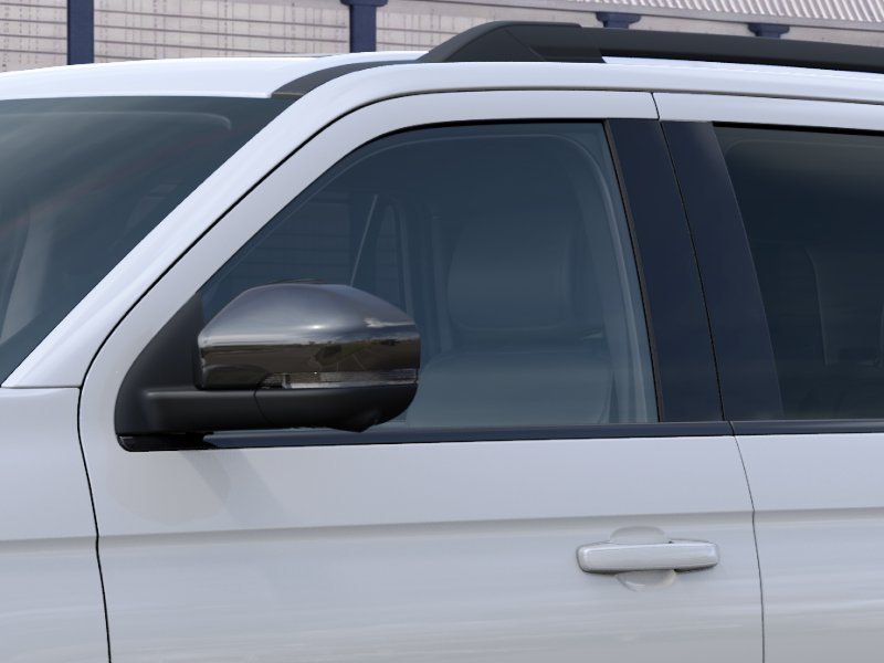New 2027 Star White Metallic Tri-Coat Ford Platinum image 34