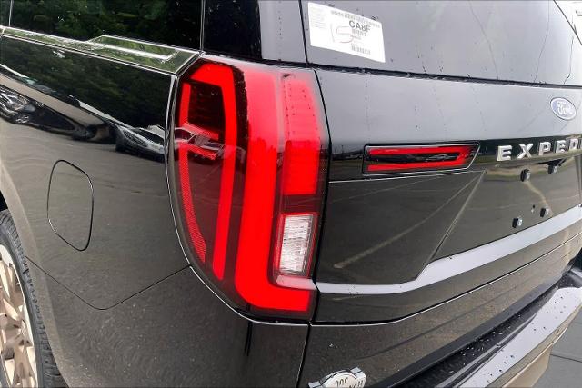 New 2027 Agate Black Metallic Ford King Ranch® image 24
