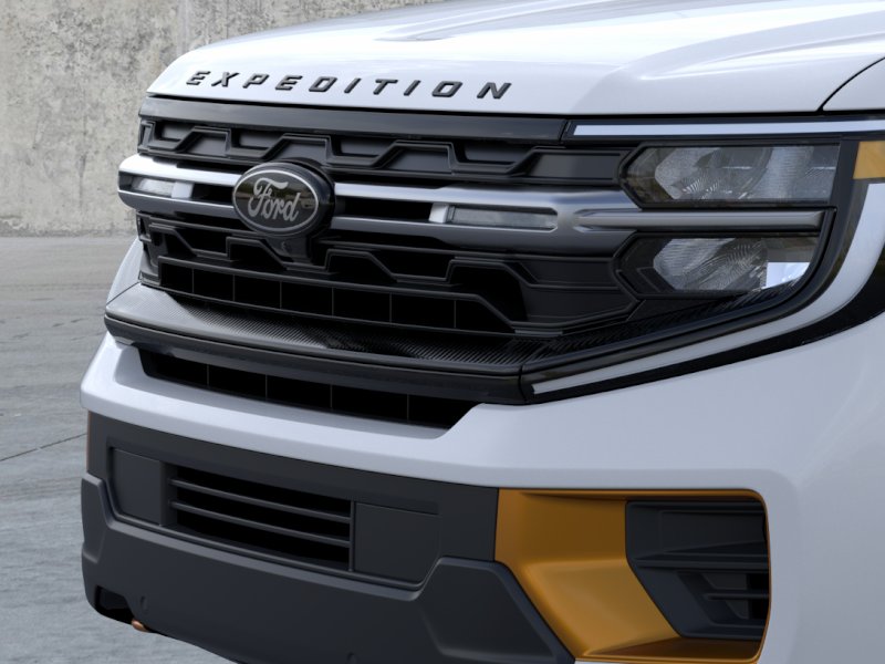 New 2026 Space Silver Metallic Ford Tremor® image 17