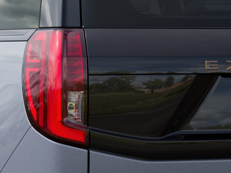 New 2027 Glacier Gray Metallic Tri-Coat Ford Tremor® image 21
