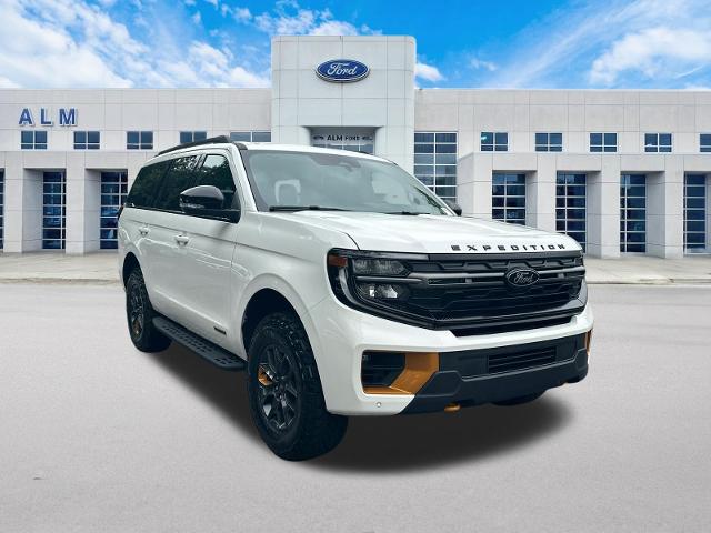 New 2026 Star White Metallic Tri-Coat Ford Tremor® image 38