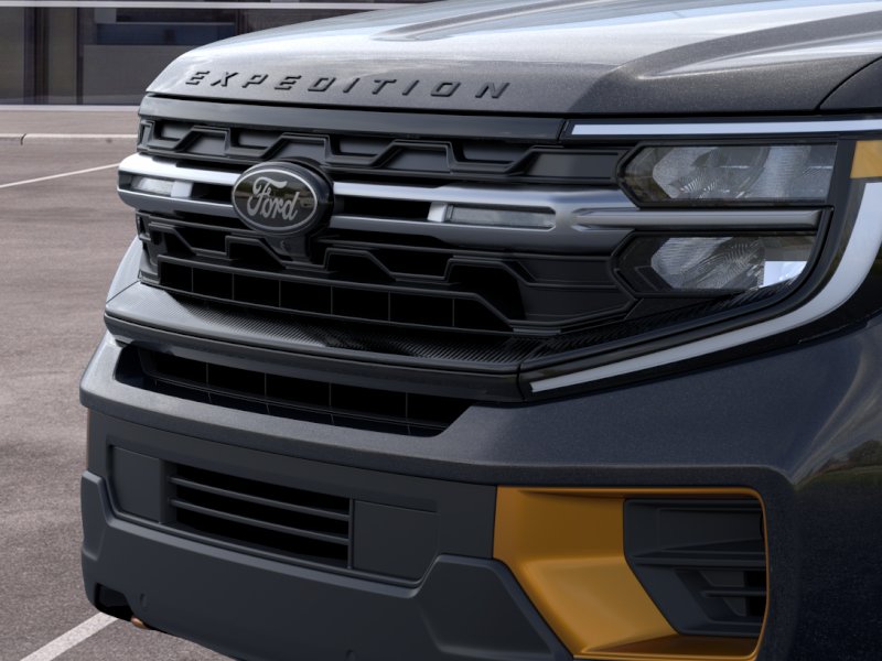 New 2026 Agate Black Metallic Ford Tremor® image 17
