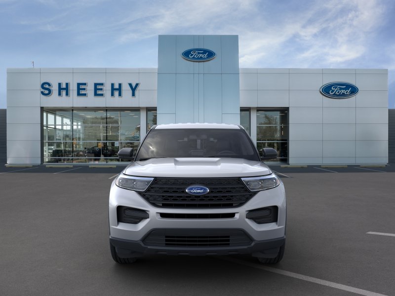 New 2021 Iconic Silver Metallic Ford Explorer image 2