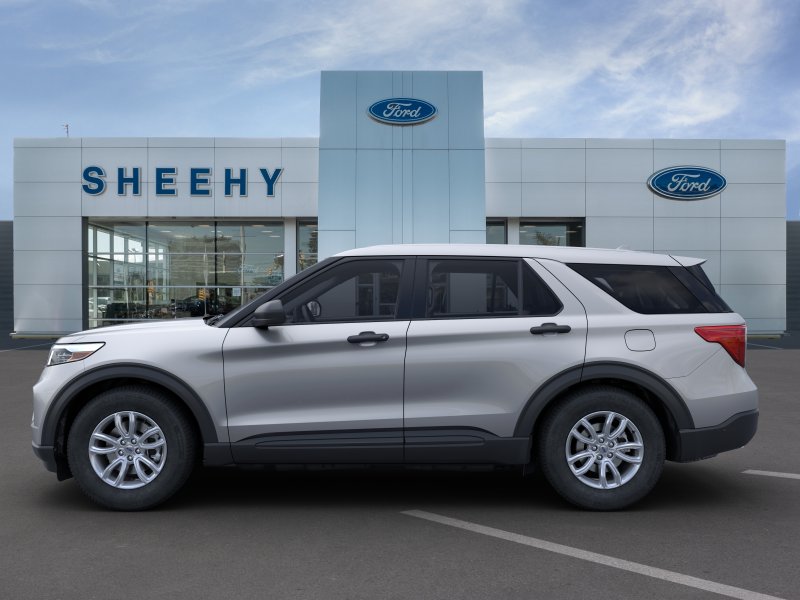 New 2021 Iconic Silver Metallic Ford Explorer image 5