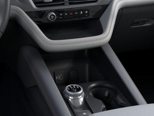 New 2026 Star White Metallic Tri-Coat Ford Active image 37