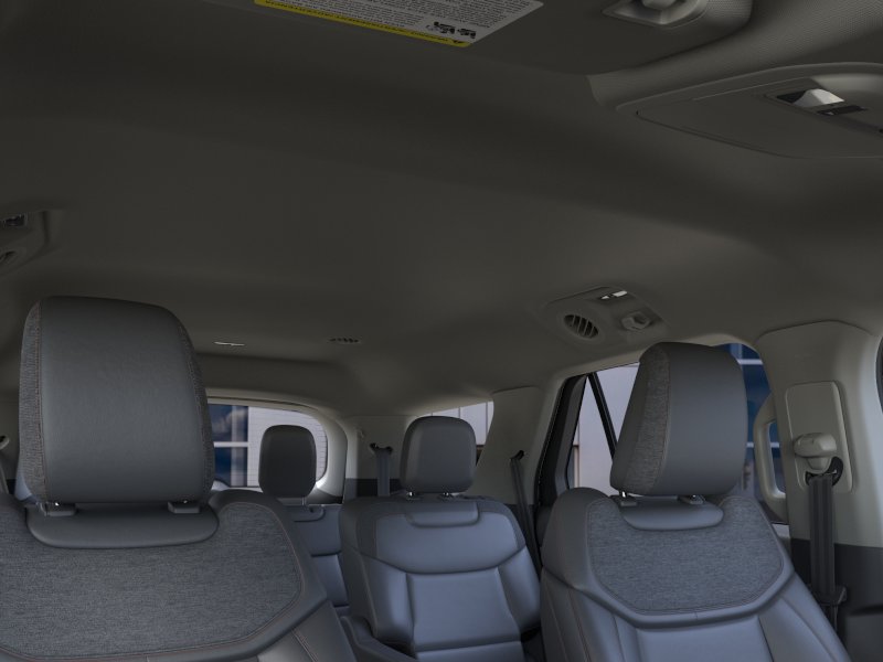 New 2026 Star White Metallic Tri-Coat Ford Active image 44