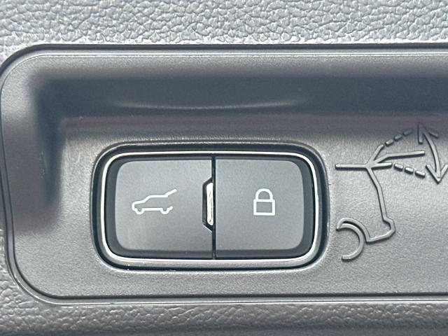 New 2026 Carbonized Gray Metallic Ford Active image 55