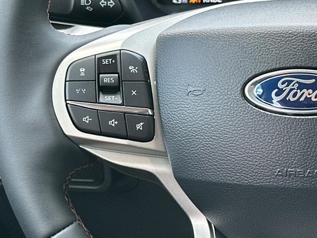 New 2026 Carbonized Gray Metallic Ford Active image 61