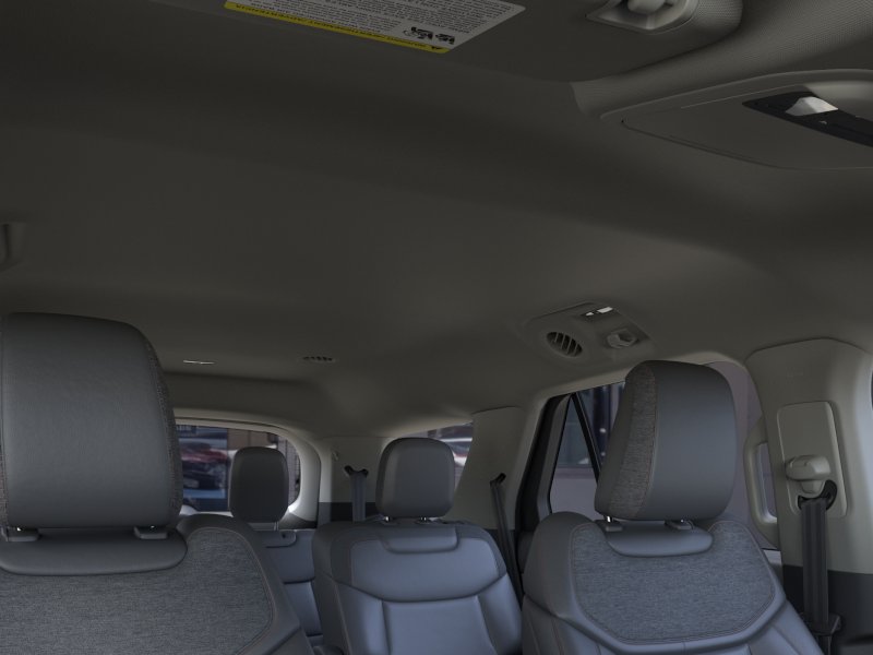 2025 Ford Explorer Active - Photo 22