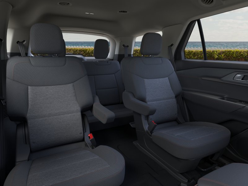 New 2026 Star White Metallic Tri-Coat Ford Active image 28