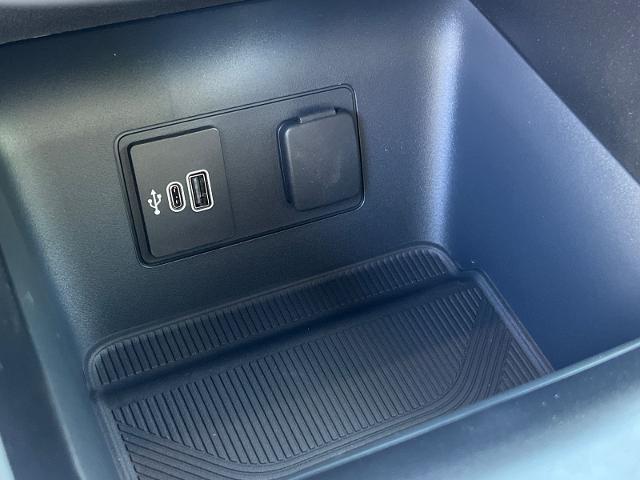 New 2026 Carbonized Gray Metallic Ford Active image 59