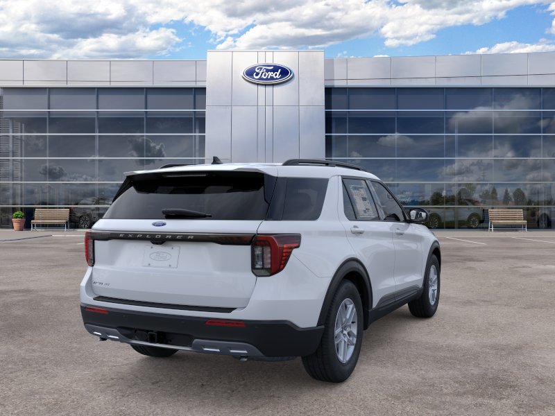 New 2026 Space White Metallic Ford Active image 30