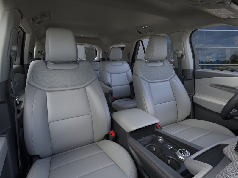 2026 Ford Explorer Active - Photo 32