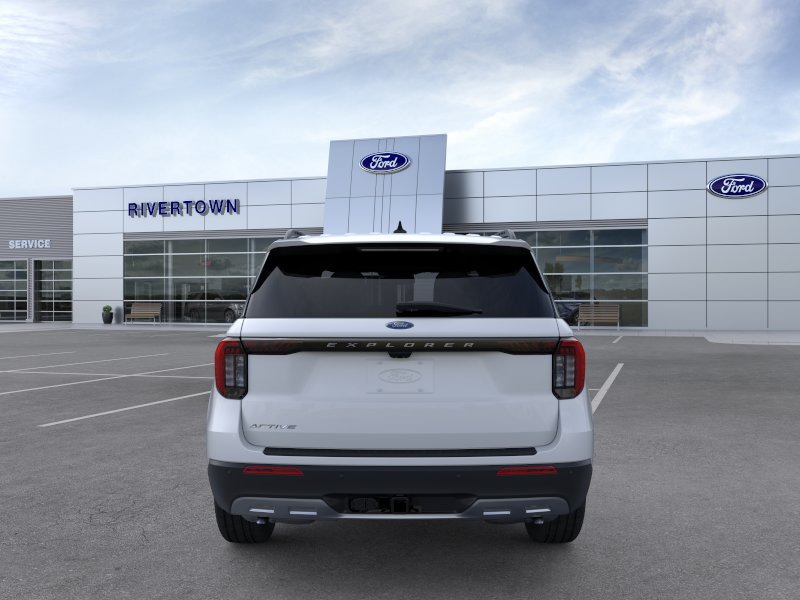 New 2026 Space White Metallic Ford Active image 28